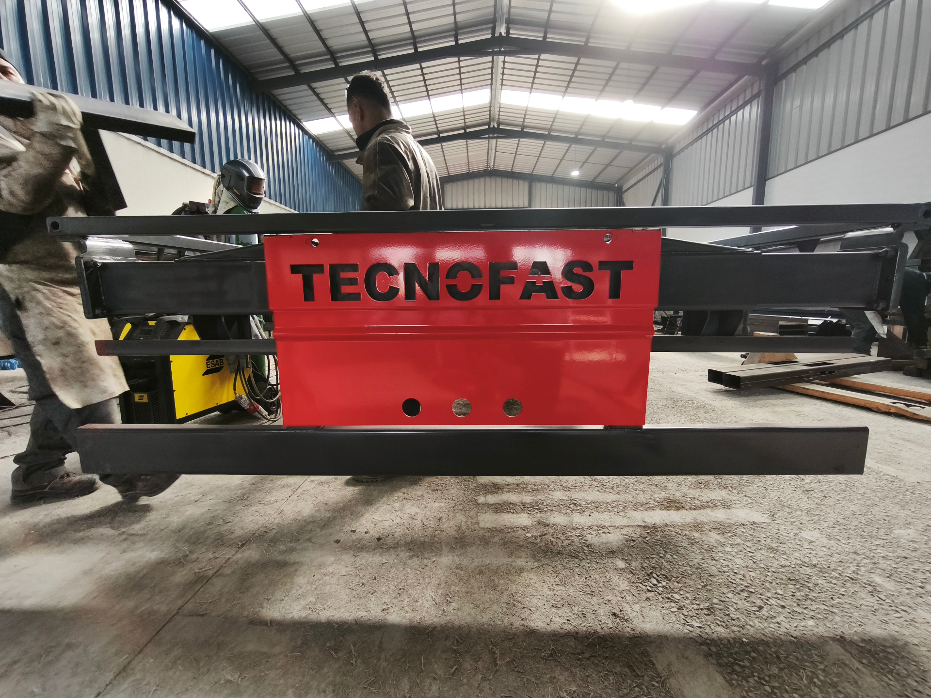 Chasis en proceso de fabricación